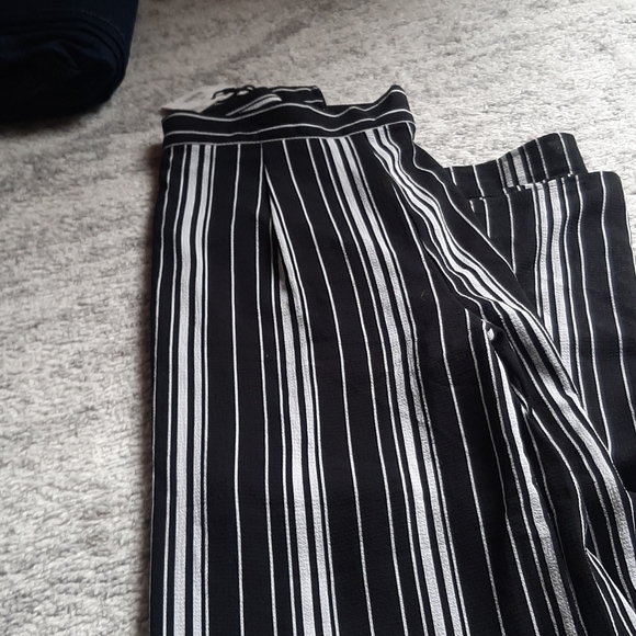 Women’s wide leg pants - Picture 3 of 3